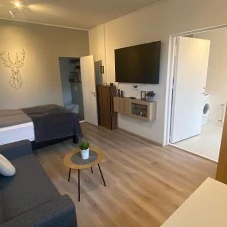 Bergone Apartamento Njarthvik Exterior foto